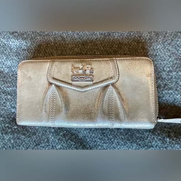 Coach Limited Edition Madison Op Art Sophia Satchel - Picture 13 of 17